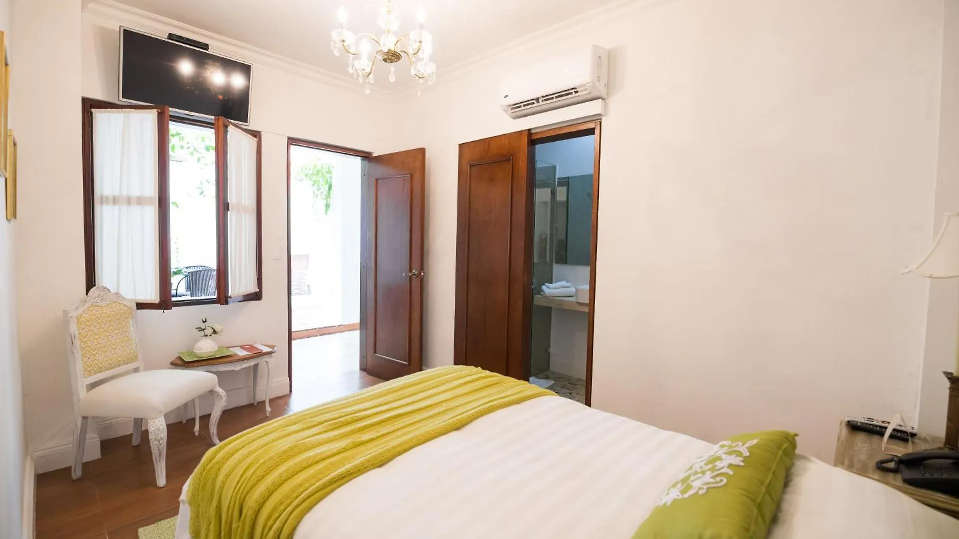 Leclerc Hotel Boutique Cali Granada