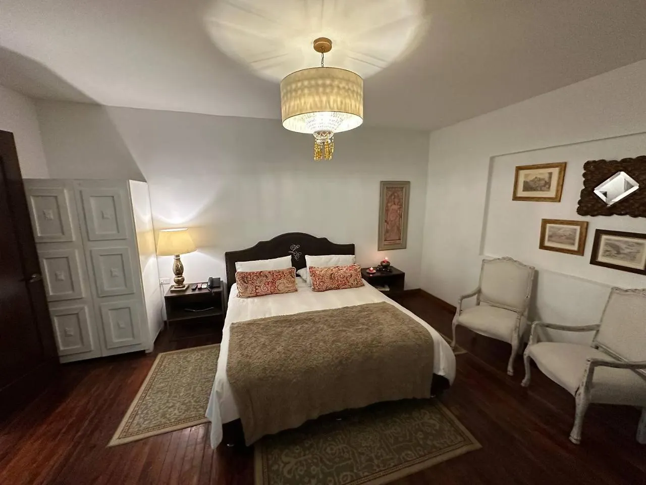 Leclerc Hotel Boutique Cali Granada
